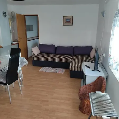 Apartmani Iva Sveti Juraj Esterno foto
