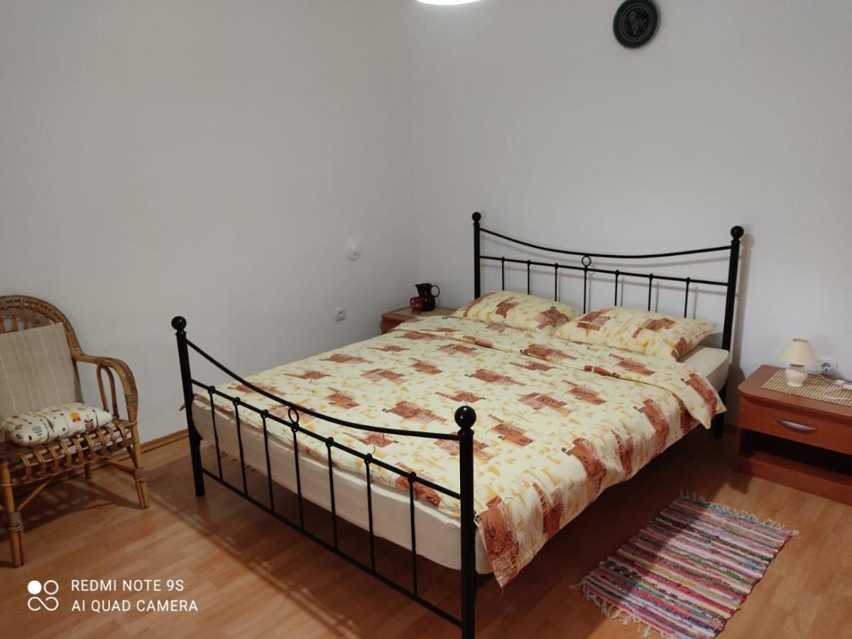 Iva Apartment